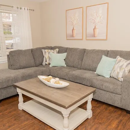 Beautiful Spacious 4 Bedroom House , Sleeps 8+ Raleigh Extérieur photo
