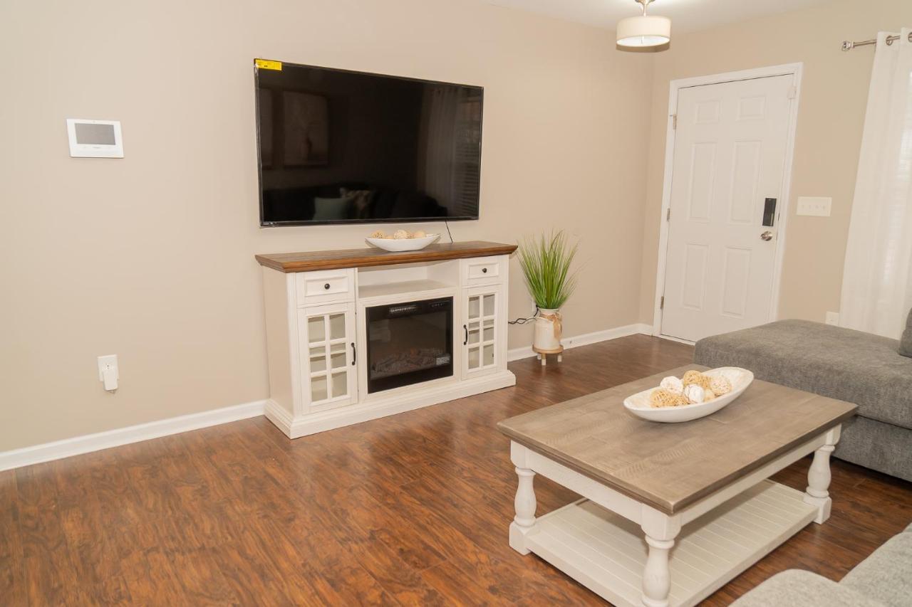 Casa vacanze Beautiful Spacious 4 Bedroom House , Sleeps 8+